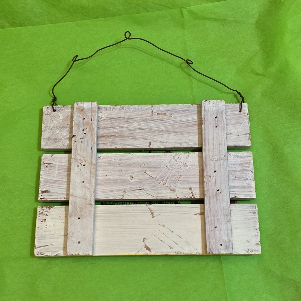 Welcome Sign for wall or door - wood with metal accents - Picture 2 of 4